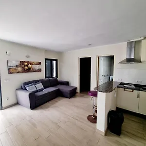 https://casa-aguamarin-playa-roca.in-canary-islands.com