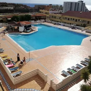 https://marina-palace-costa-adeje-tenerife.in-canary-islands.com