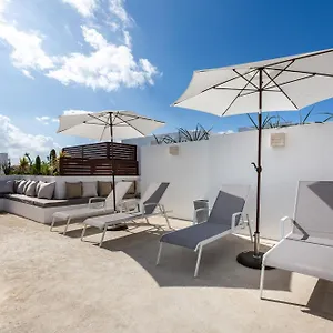 Caribbean 3 , Playa del Carmen México